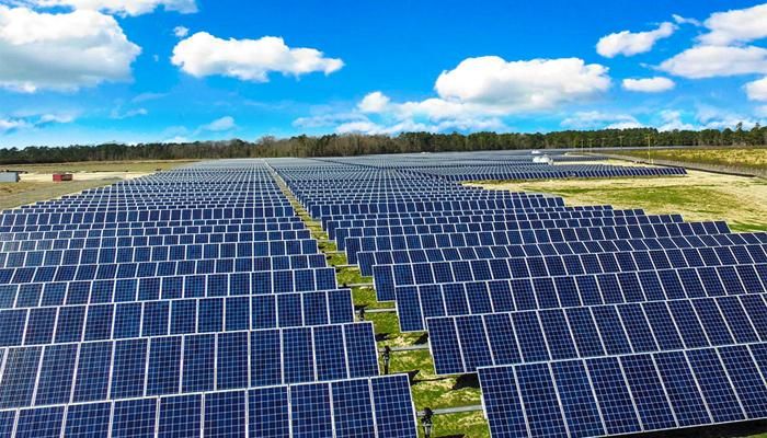 W jaki sposób działa energia słoneczna i czym tak właściwie jest